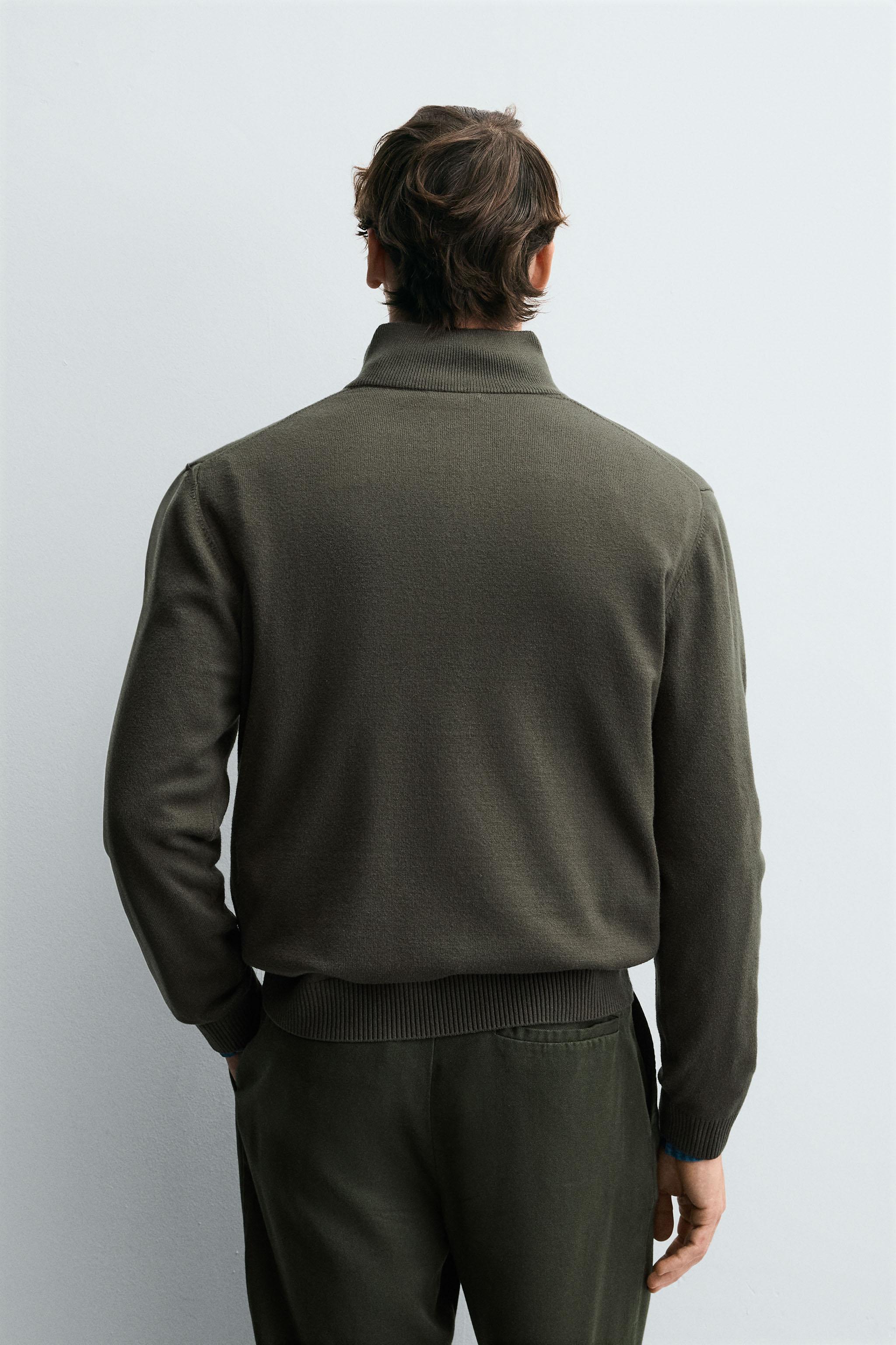 MOCK NECK BUTTON SWEATER